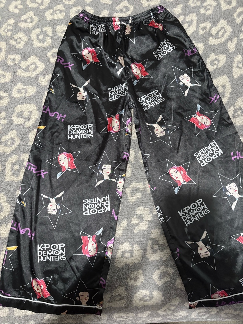 Kpop Demon Hunters Black Graphic Lounge Pants-BRAND NEW NBW